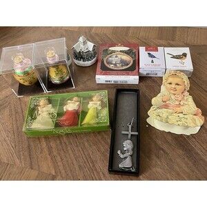 Mixed Lot Of 11 Vintage Christmas Ornaments